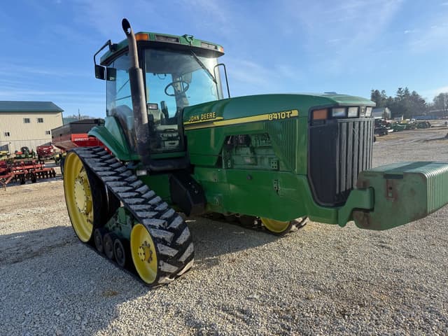 Image of John Deere 8410T equipment image 1