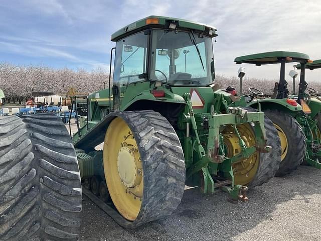 Image of John Deere 8410T equipment image 3