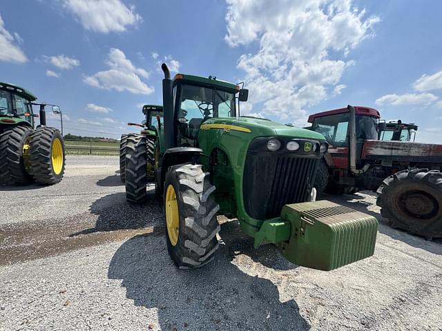 Image of John Deere 8420 equipment image 2