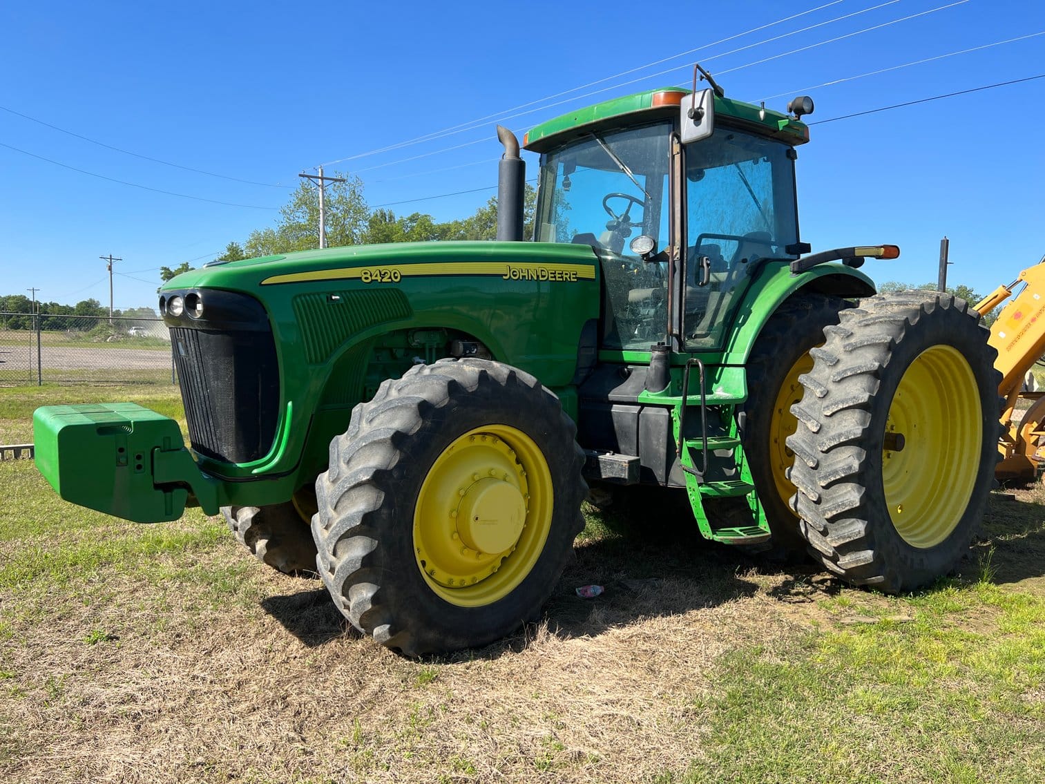 Main image John Deere 8420