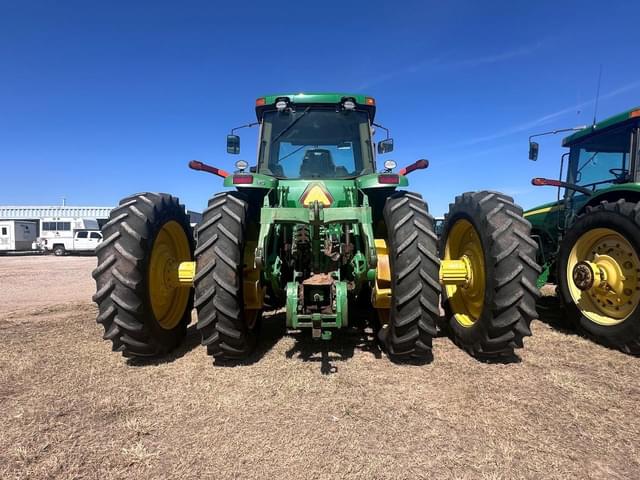 Image of John Deere 8420 equipment image 4
