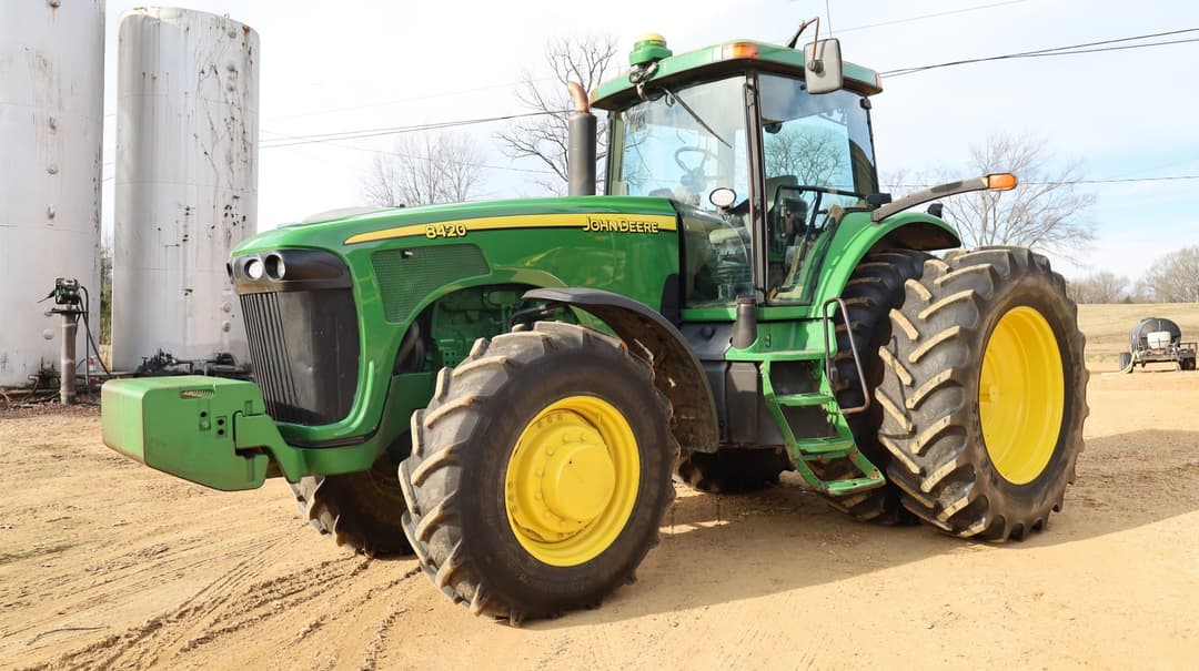 Image of John Deere 8420 Primary image