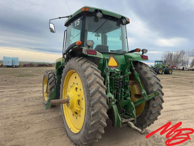 Image of John Deere 8420 equipment image 2