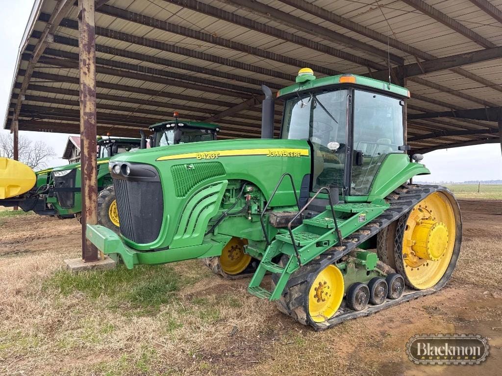 John Deere 8420T Equipment Image0