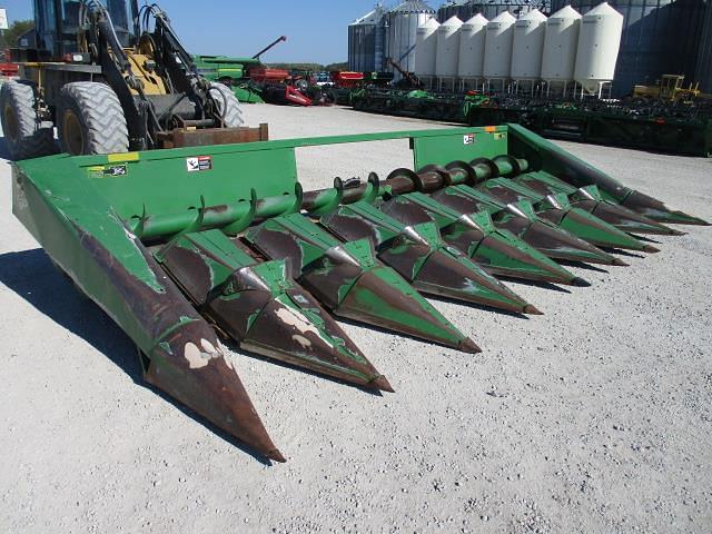 Image of John Deere 843 equipment image 2