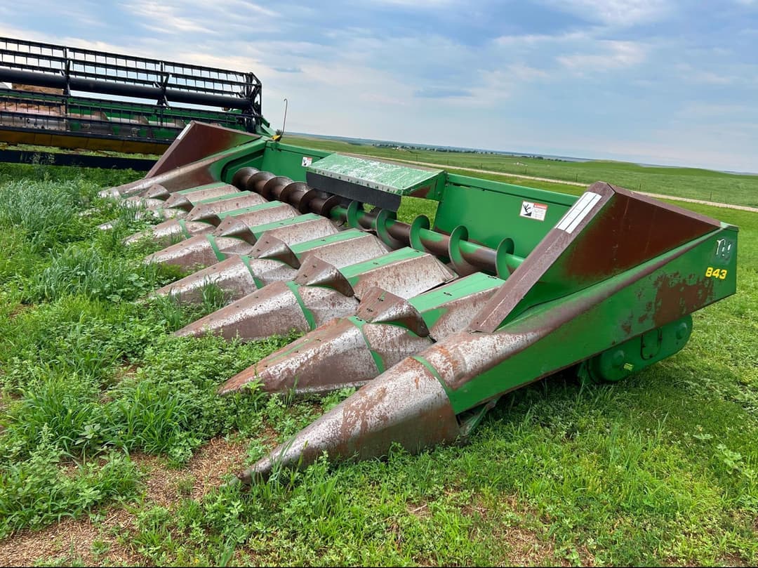 Image of John Deere 843 Primary image
