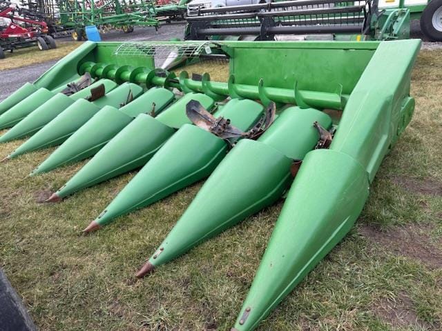 John Deere 843 Equipment Image0