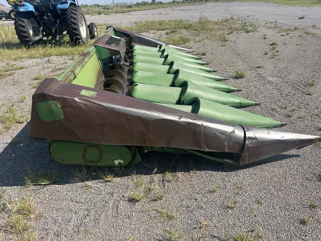 Image of John Deere 843 equipment image 3