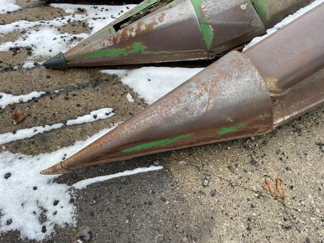 Image of John Deere 843 equipment image 2