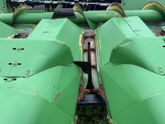 Image of John Deere 843 equipment image 3