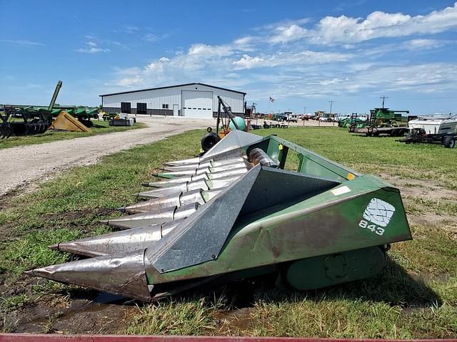 Image of John Deere 843 equipment image 3