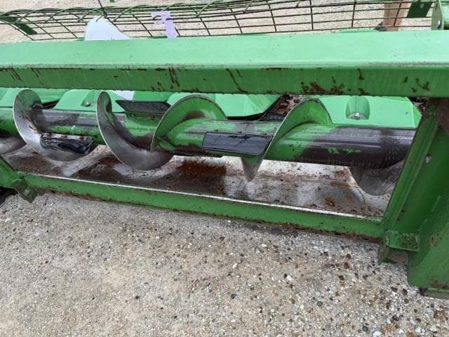 Image of John Deere 843 equipment image 4