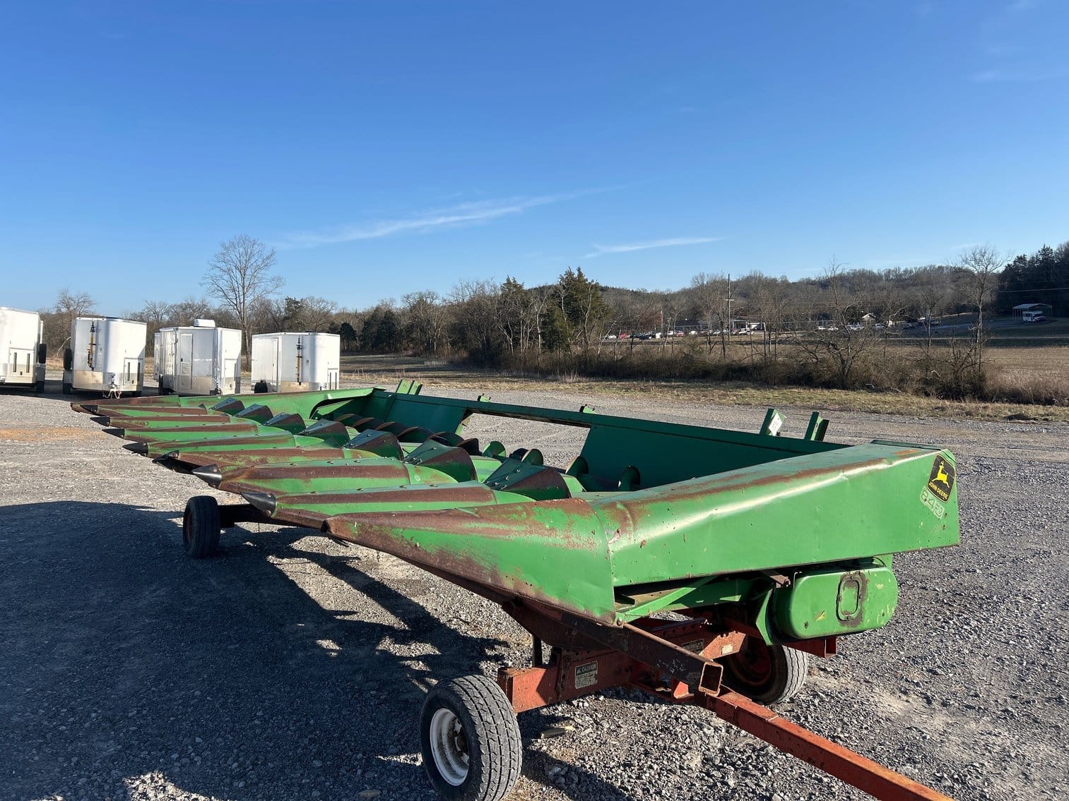 John Deere 843 Equipment Image0