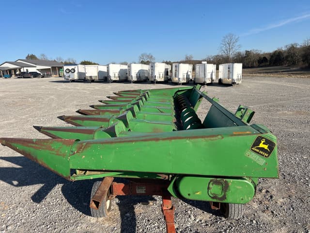 Image of John Deere 843 equipment image 1