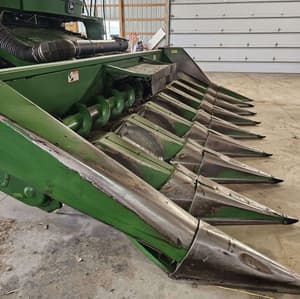 John Deere 843 Image