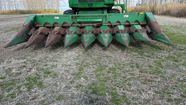 Image of John Deere 843 equipment image 2