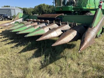 Main image John Deere 843