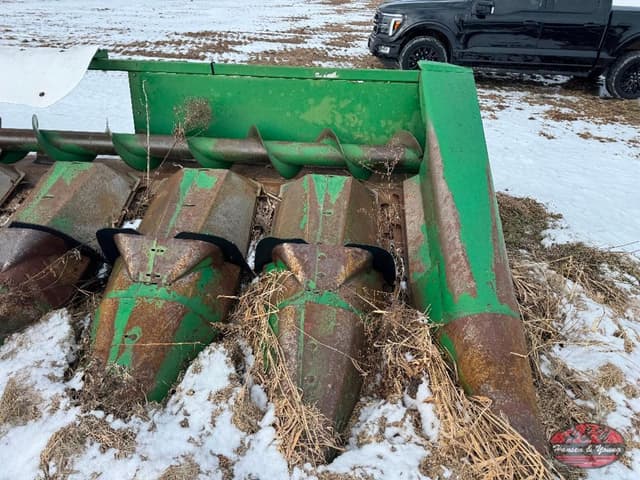 Image of John Deere 843 equipment image 3