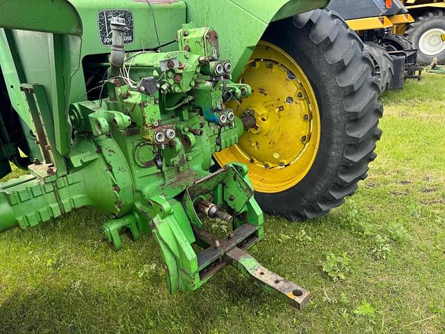 Image of John Deere 8430 equipment image 4