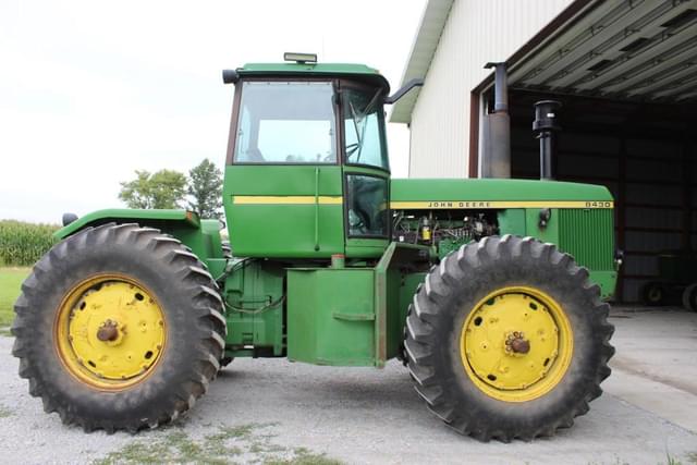 Image of John Deere 8430 equipment image 4
