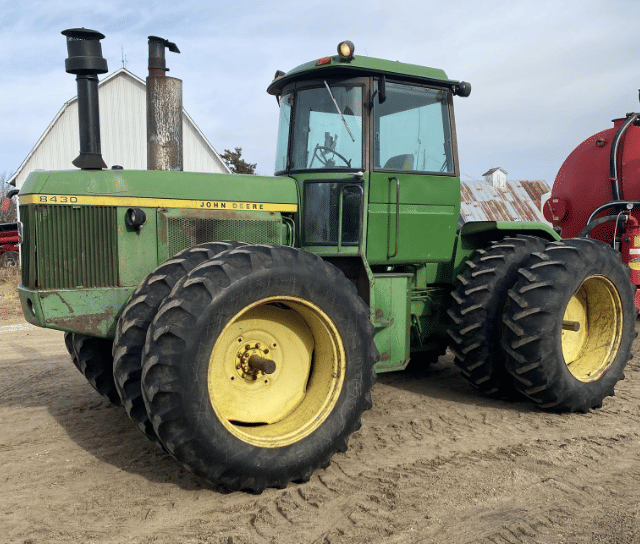Main image John Deere 8430