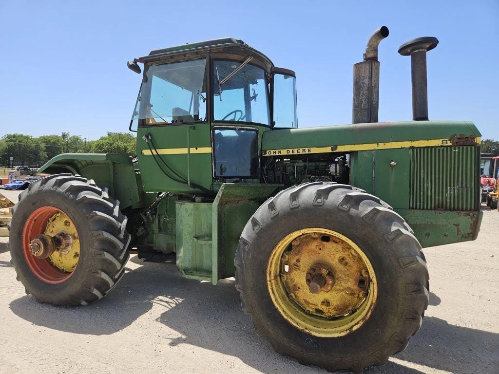Main image John Deere 8430