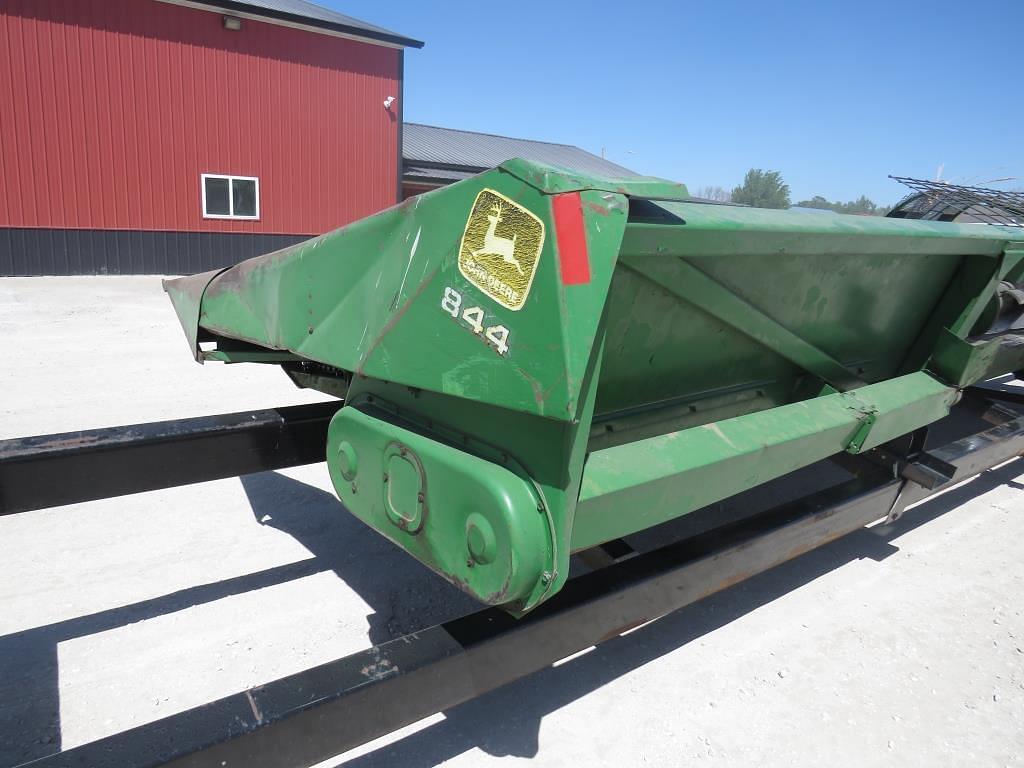 Image of John Deere 844 Primary image