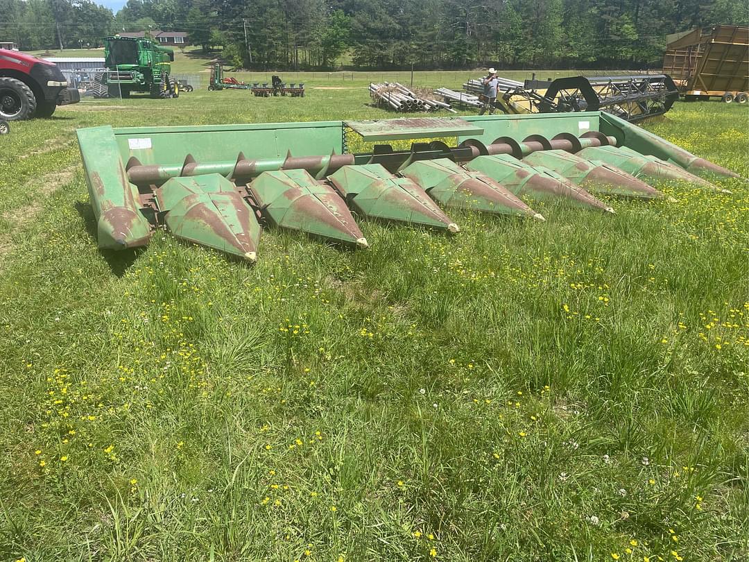 Image of John Deere 844 Primary image