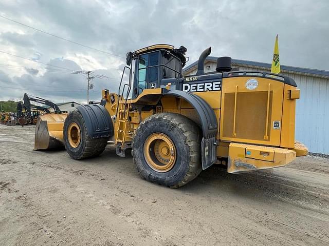 Image of John Deere 844K equipment image 2