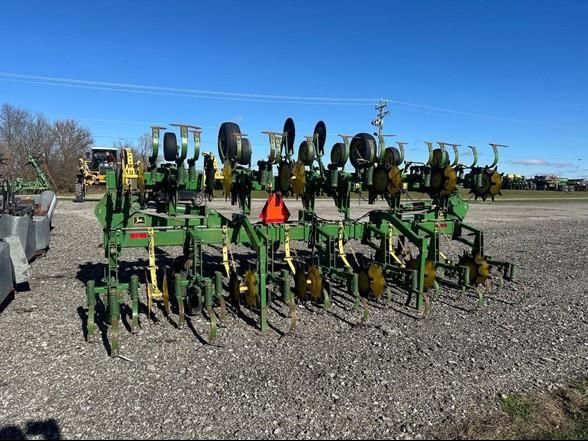Main image John Deere 845