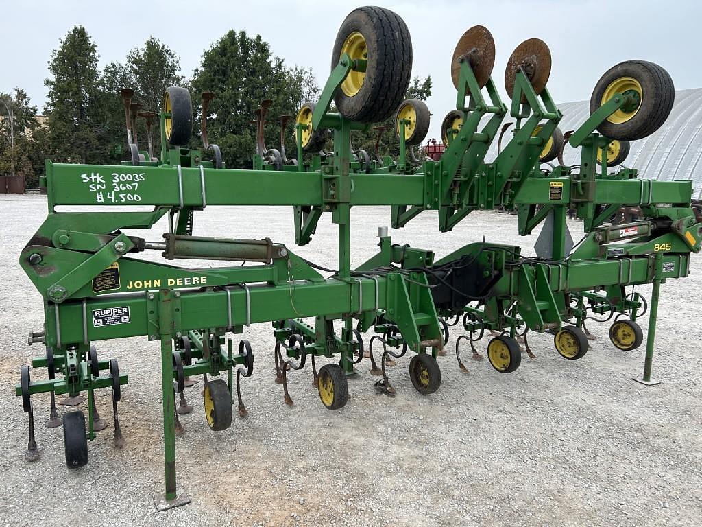 Image of John Deere 845 Primary image