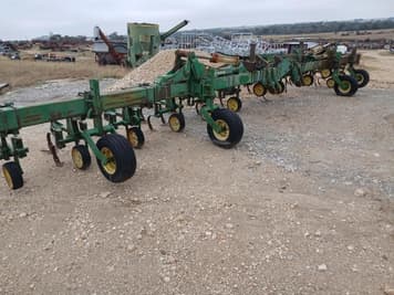 Main image John Deere 845