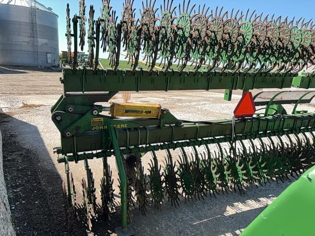 Image of John Deere 845 equipment image 4