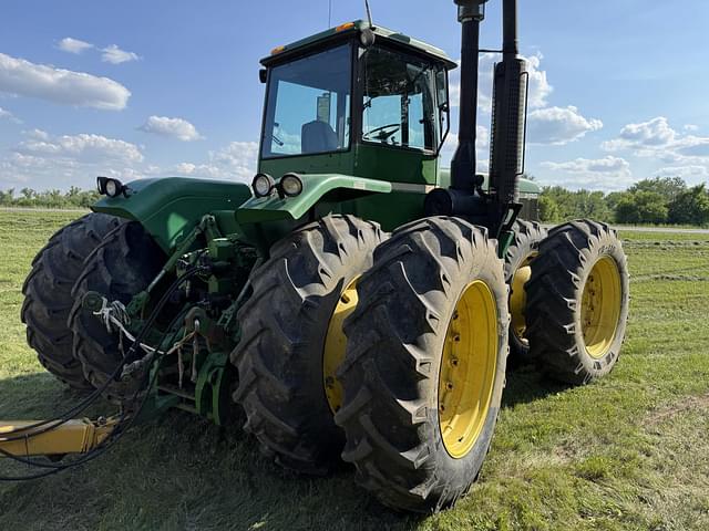 Image of John Deere 8450 equipment image 4