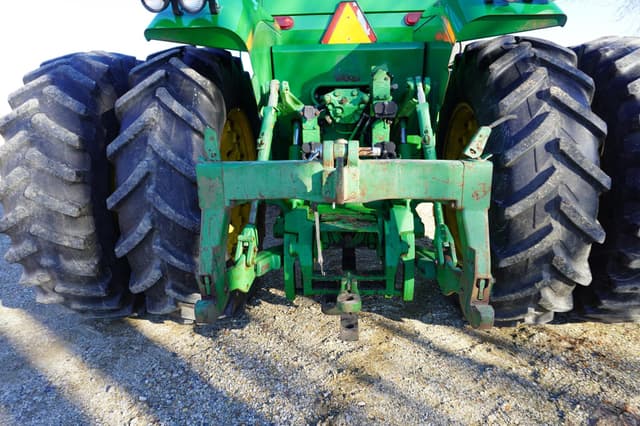 Image of John Deere 8450 equipment image 4