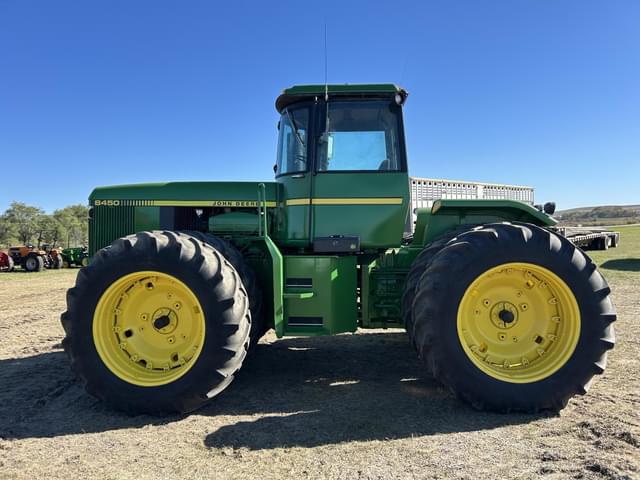 Image of John Deere 8450 equipment image 2