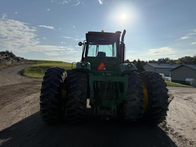 Image of John Deere 8450 equipment image 3