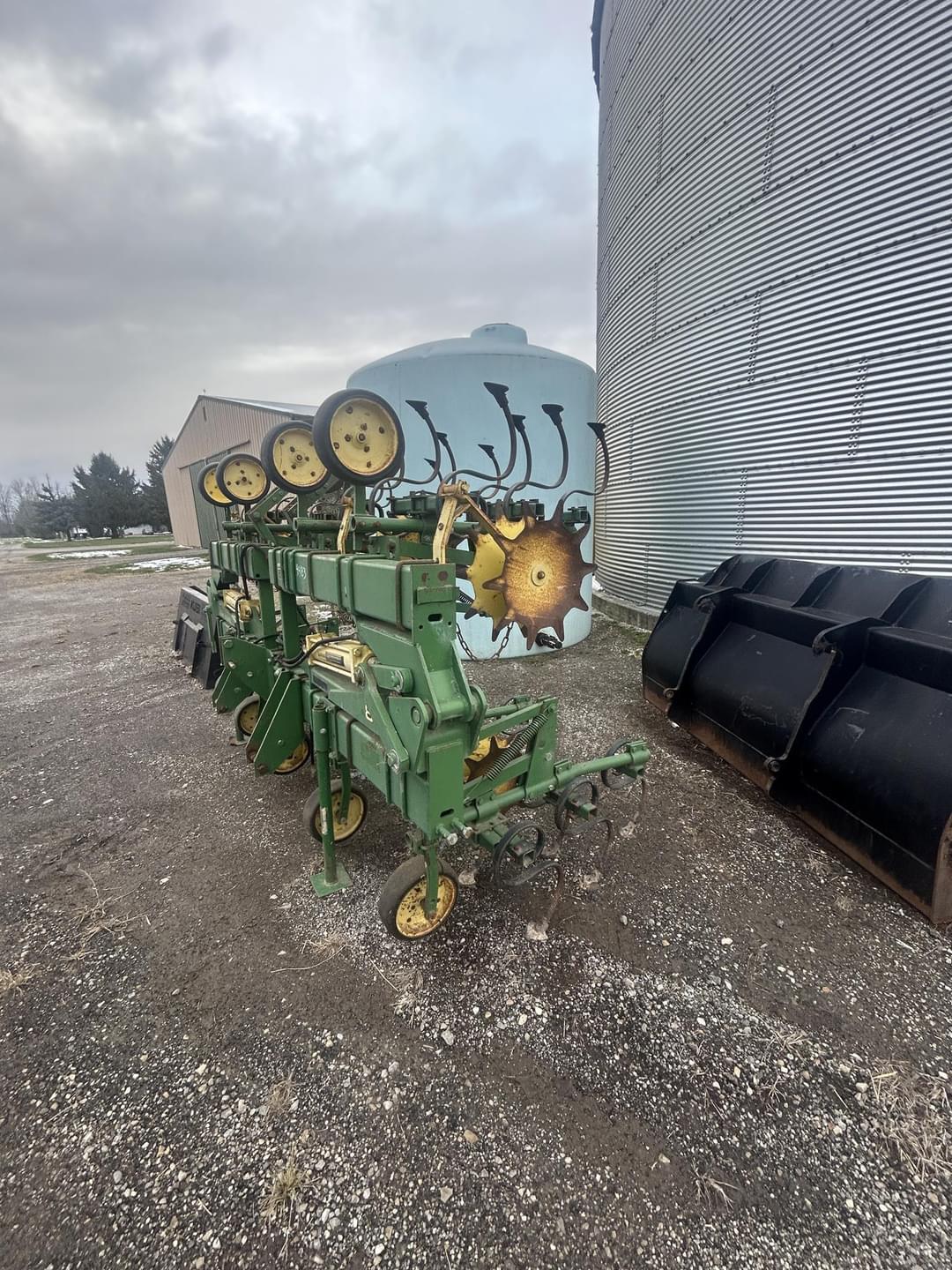 Image of John Deere 85 Image 1