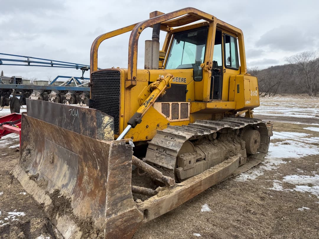 Image of John Deere 850 Primary image