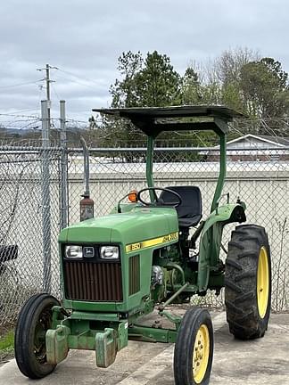 John Deere 850 Equipment Image0