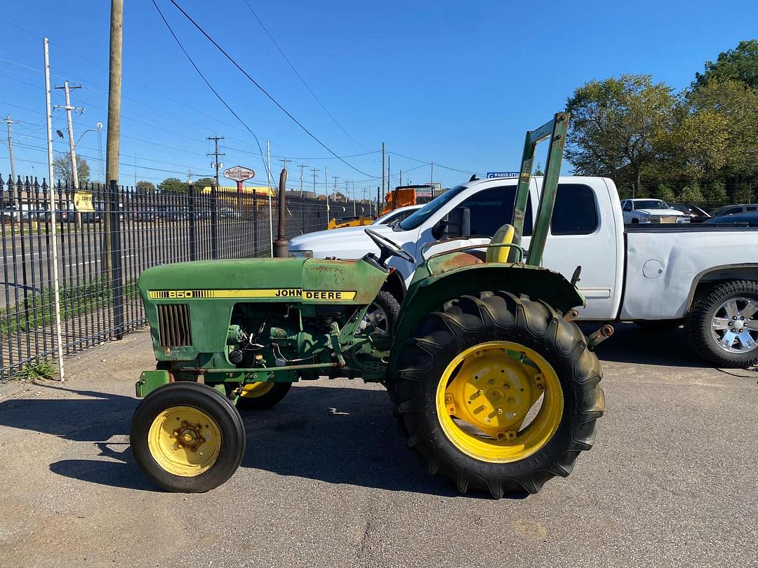 Image of John Deere 850 Primary image