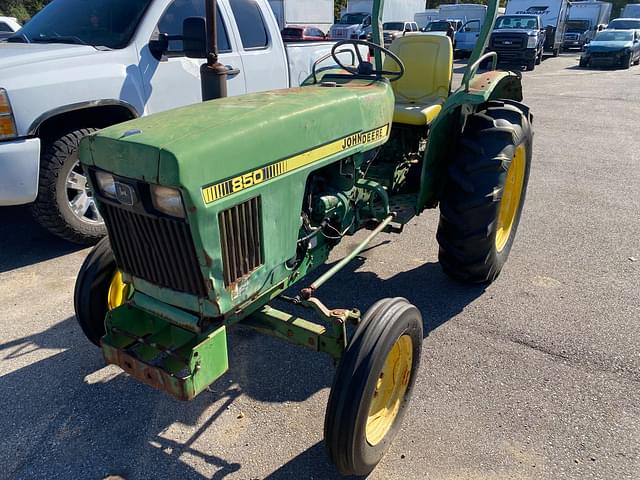 Image of John Deere 850 equipment image 1