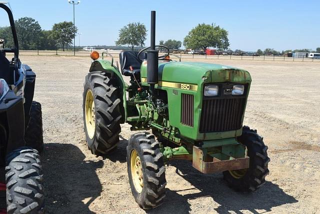 Image of John Deere 850 equipment image 3