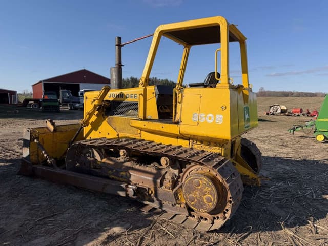 Image of John Deere 850B equipment image 1