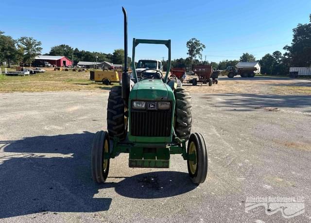 Image of John Deere 850 equipment image 2
