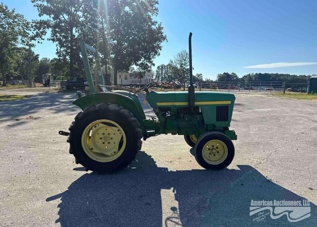 Image of John Deere 850 equipment image 4