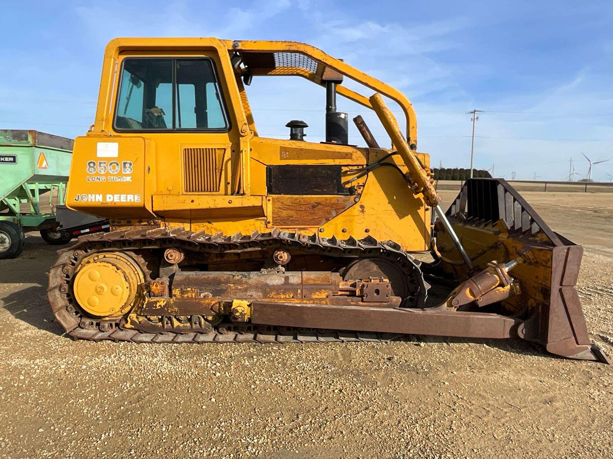 Main image John Deere 850B