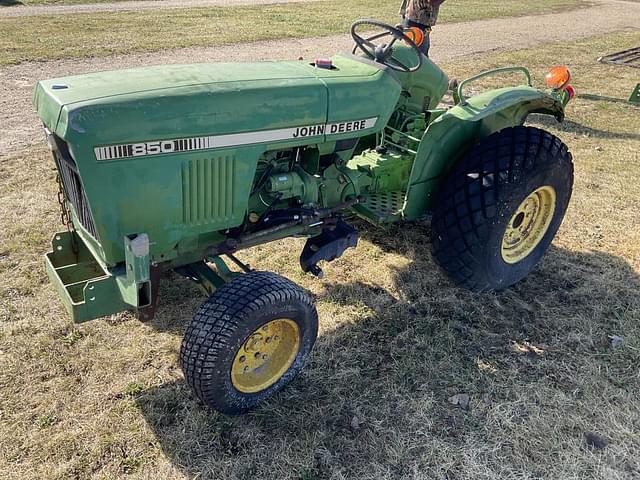 Image of John Deere 850 equipment image 1