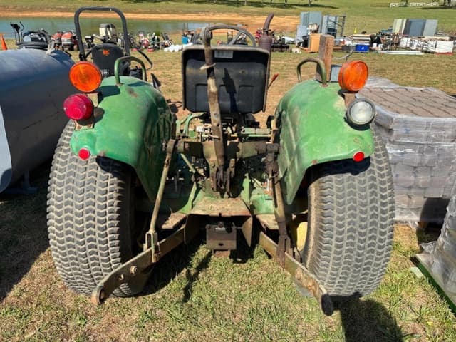 Image of John Deere 850 equipment image 3