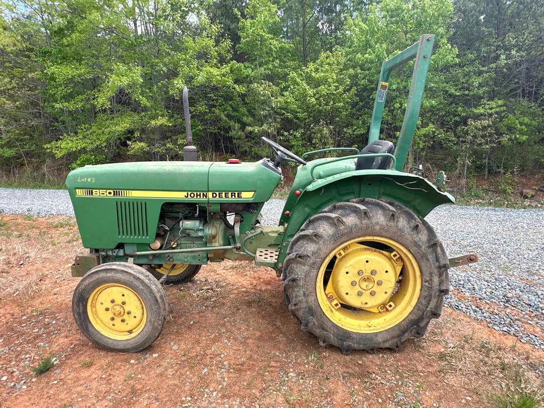 Image of John Deere 850 Primary image